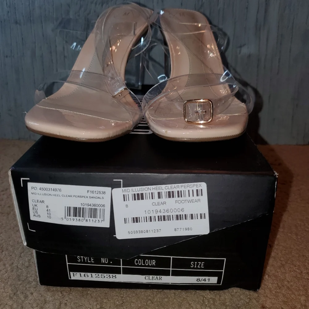 NWOT Misguided Clear Mid Illusion Heel Perspex Sandal, Size 10, Clear/Cr…